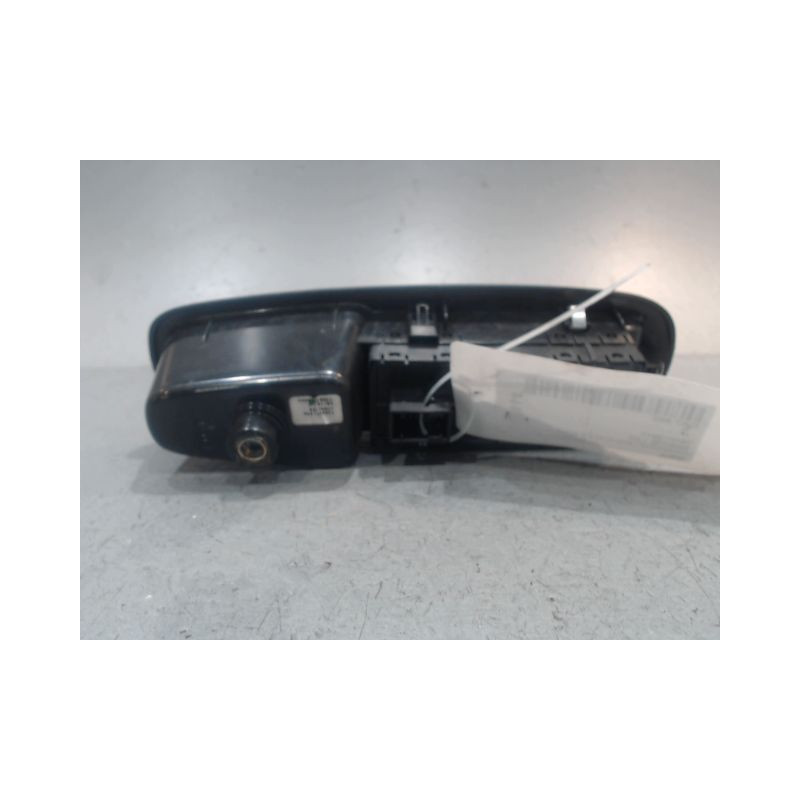 COMMANDE LEVE-GLACE PORTE AVG FIAT 500