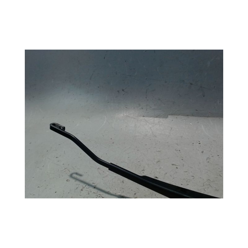 BRAS ESSUIE-GLACE AVANT DROIT KIA PICANTO
