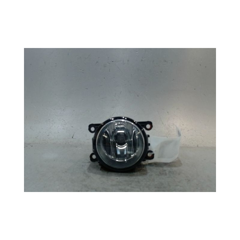 PHARE ANTIBROUILLARD AVANT DROIT SUZUKI CELERIO