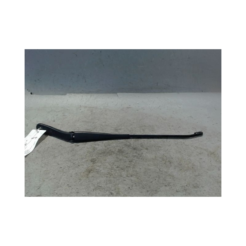 BRAS ESSUIE-GLACE AVANT GAUCHE DACIA DUSTER 2010-