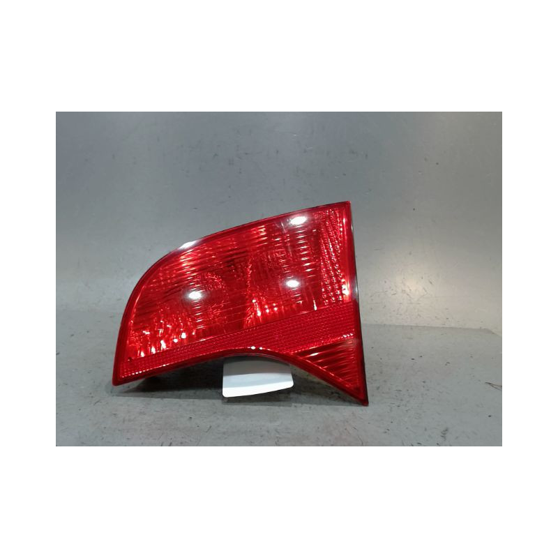 FEU ARRIERE INTERIEUR DROIT AUDI A4