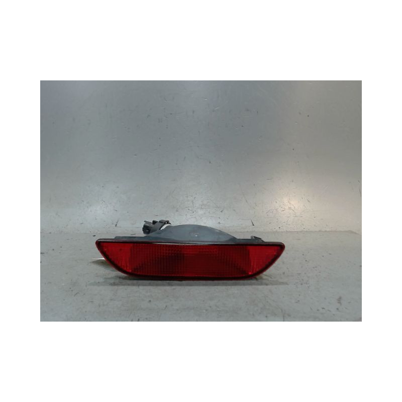 FEU BROUILLARD CENTRAL ARRIERE NISSAN NOTE