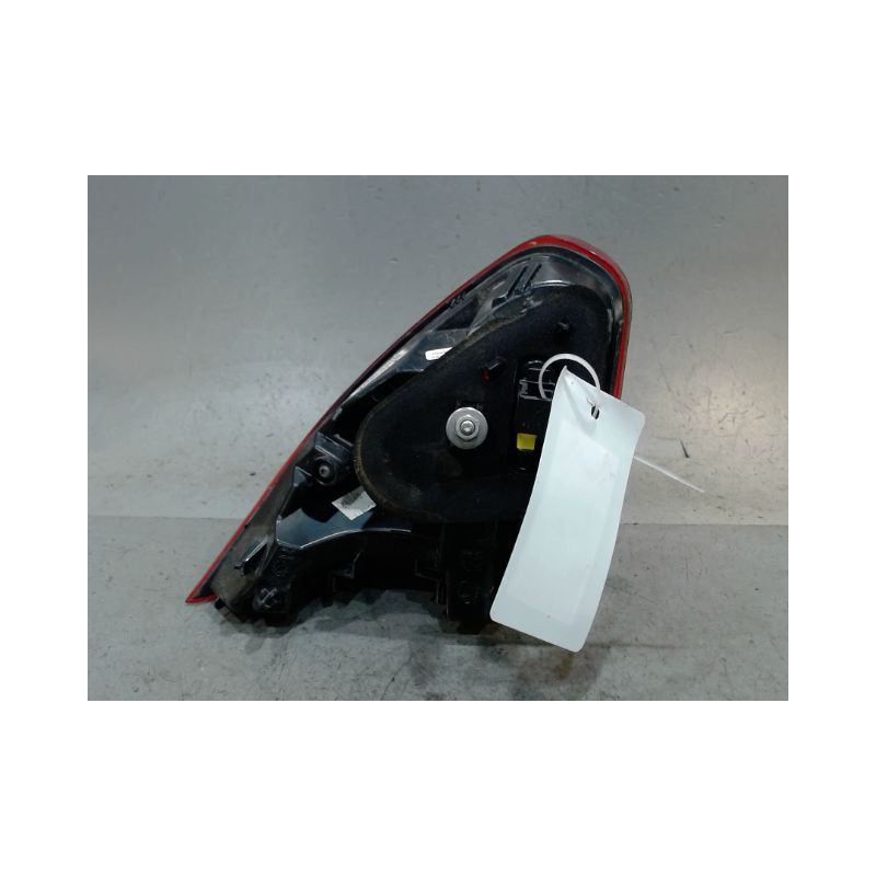 FEU ARRIERE INTERIEUR DROIT PEUGEOT 2008