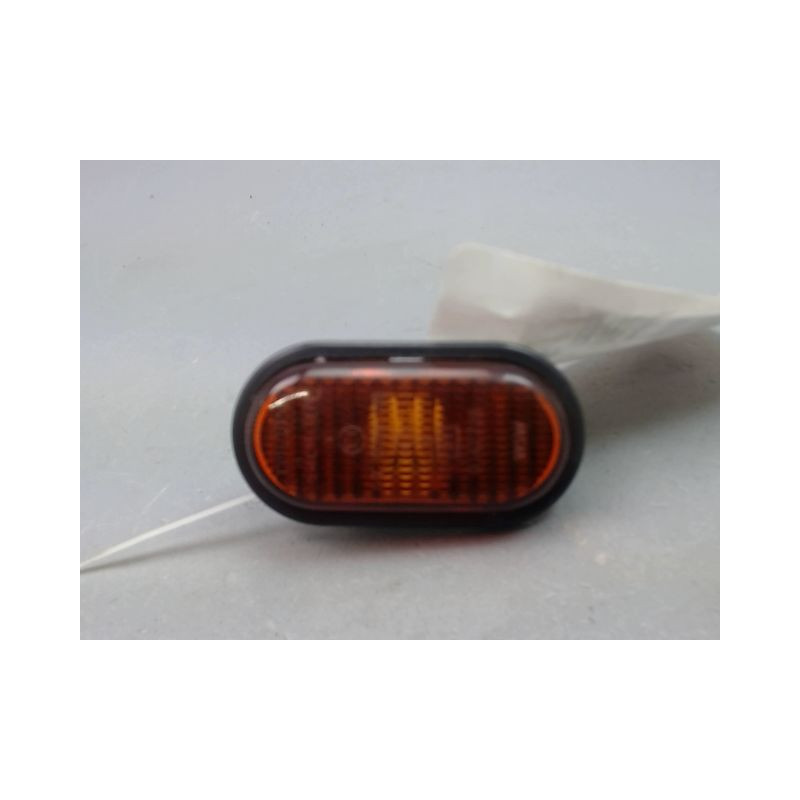 REPETITEUR AILE DROIT RENAULT MEGANE I Phase 2 1999-2002