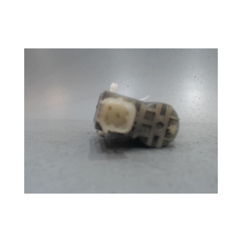 POMPE LAVE-GLACE AVANT HYUNDAI TUCSON