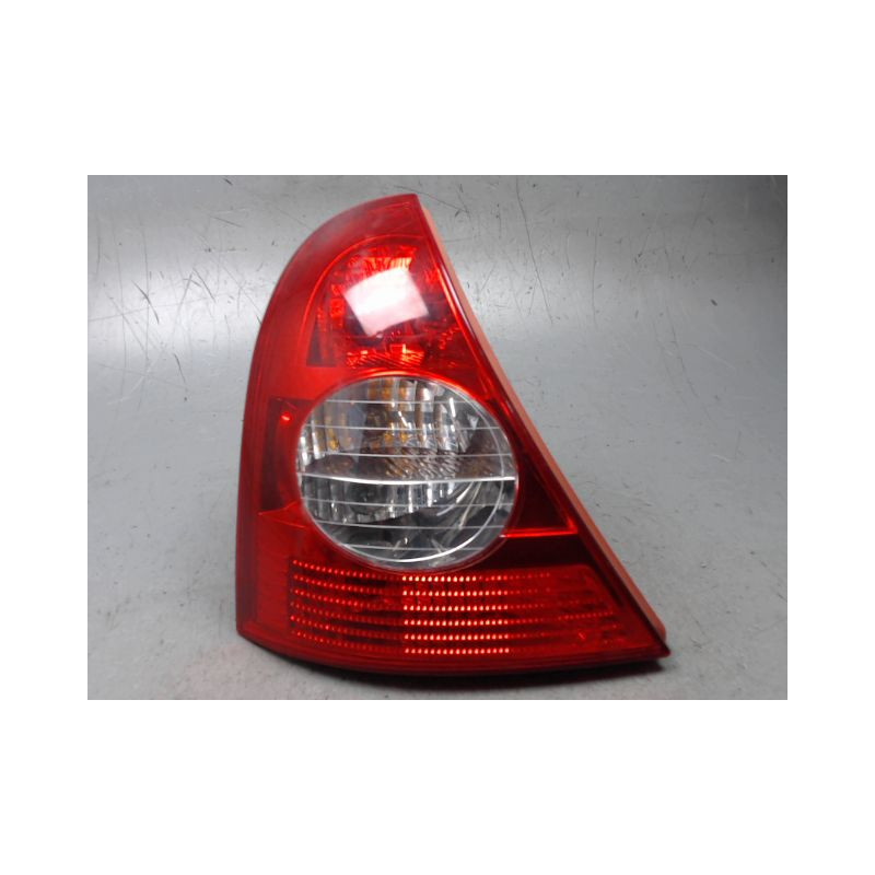 FEU ARRIERE GAUCHE  RENAULT CLIO II PH.2 01-06