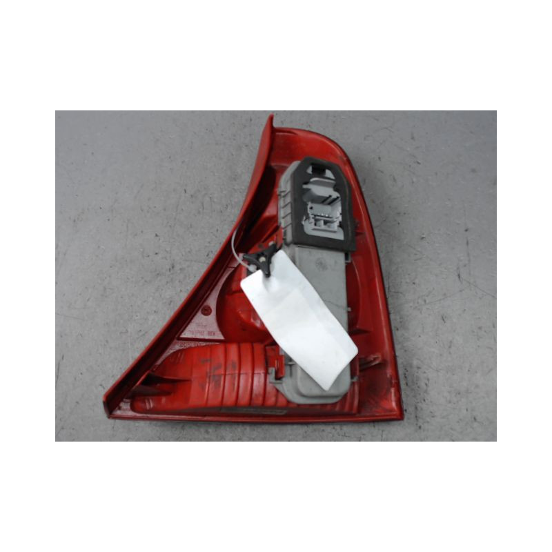 FEU ARRIERE GAUCHE  RENAULT CLIO II PH.2 01-06