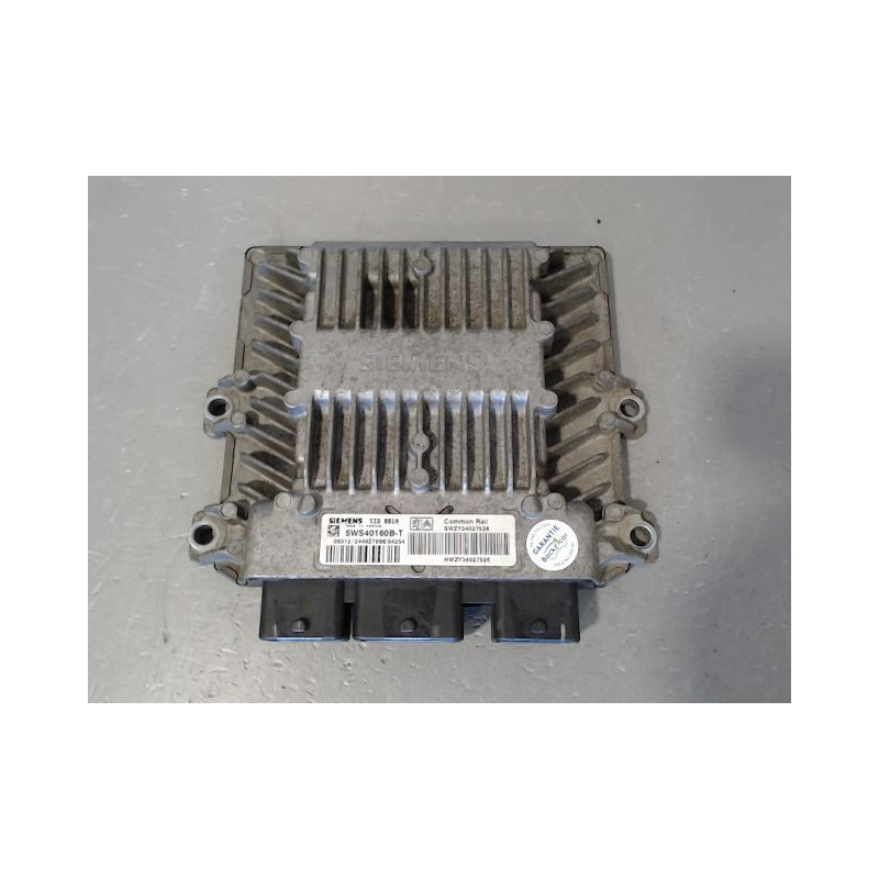 CALCULATEUR MOTEUR SUZUKI VITARA