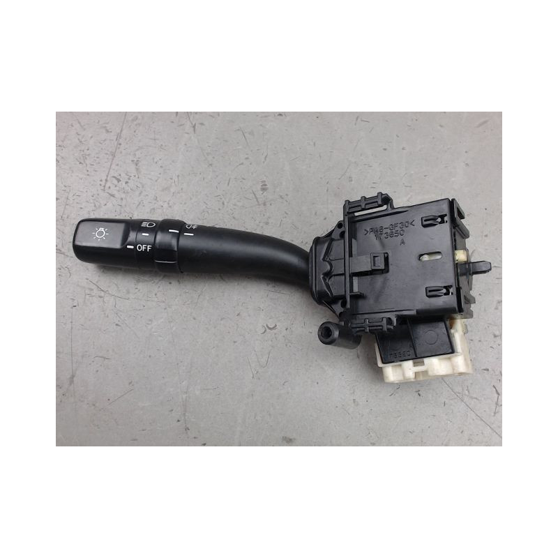 COMMANDE CLIGNOTANT TOYOTA MR