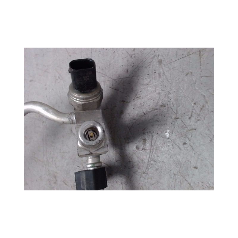 TUYAU DE CLIM 3 B.M.W. SERIE 4
