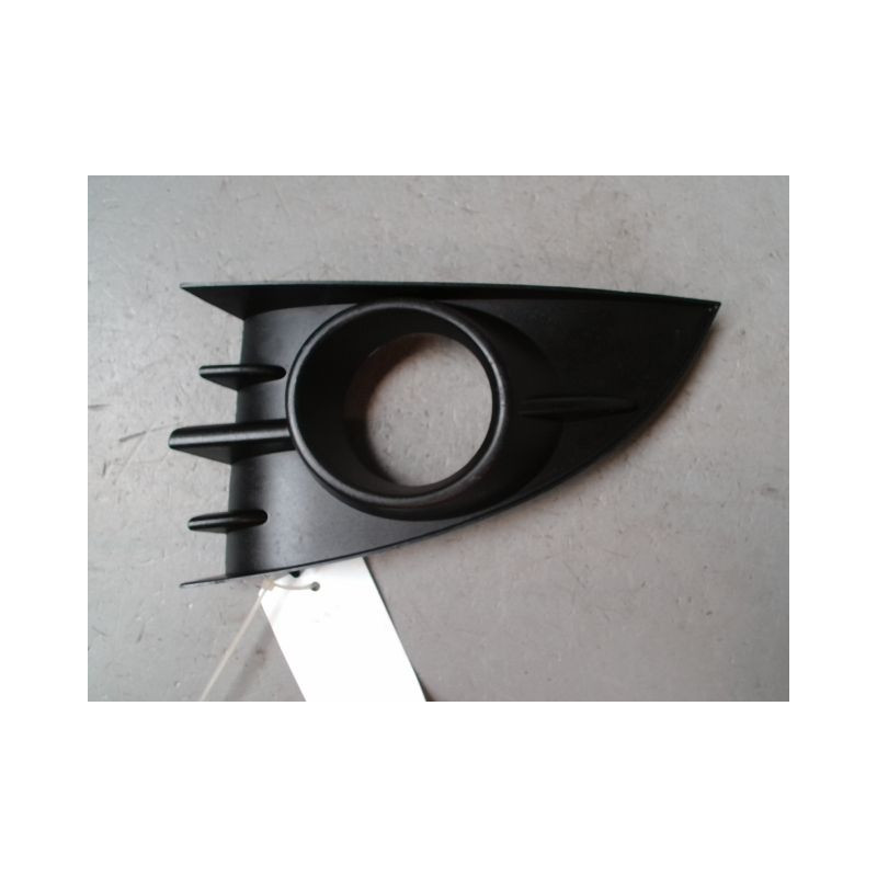 OBTURATEUR PHARE ADDITIONNEL PARE-CHOC AVG RENAULT SCENIC II PH2 2006-