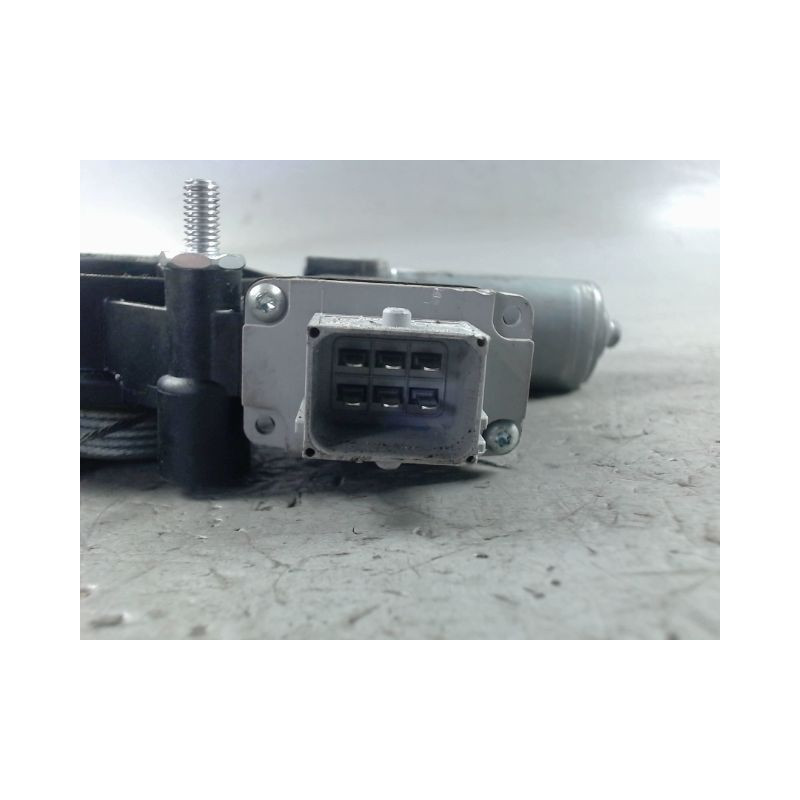 MECANISME+MOTEUR LEVE-GLACE AVANT GAUCHE FIAT DOBLO CARGO 2006-