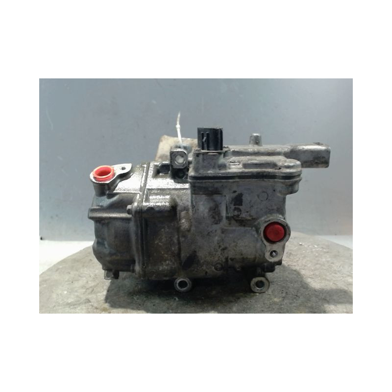 COMPRESSEUR AIR CONDITIONNE TOYOTA YARIS