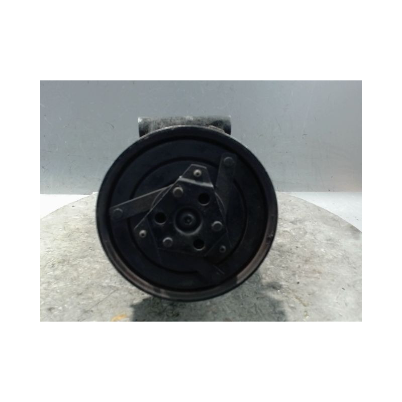 COMPRESSEUR AIR CONDITIONNE RENAULT SCENIC II PH2 2006-