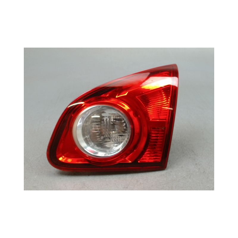 FEU ARRIERE INTERIEUR DROIT NISSAN QASHQAI BREAK I Phase 1 2007-2010