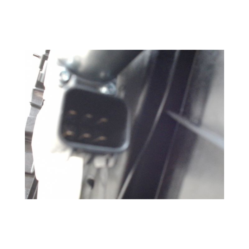 MECANISME+MOTEUR LEVE-GLACE AVANT GAUCHE FORD FIESTA 2010-
