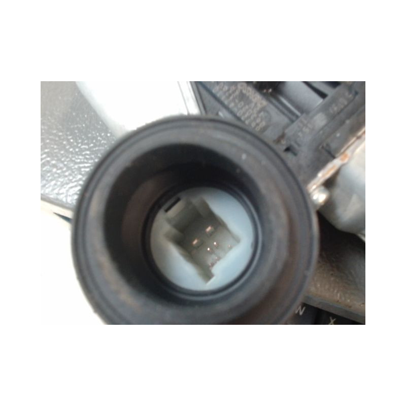 MECANISME+MOTEUR LEVE-GLACE AVANT GAUCHE TOYOTA PRIUS 2004-