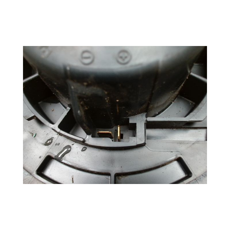 MOTEUR VENTILATEUR CHAUFFAGE MAZDA MAZDA 5