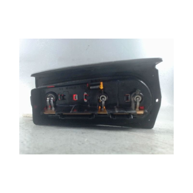 FEU ARRIERE GAUCHE  FIAT PANDA 86-