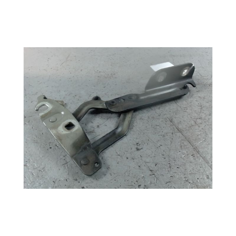 COMPAS GAUCHE CAPOT FORD FIESTA 2005-