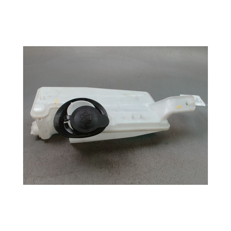 RESERVOIR LAVE-GLACE AVANT DACIA SANDERO 2008-