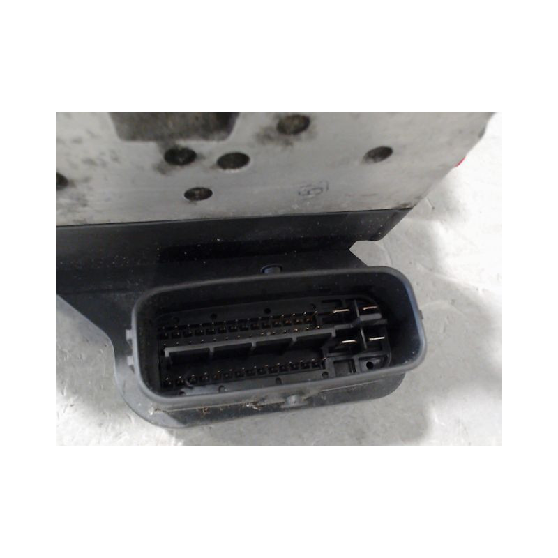 UNITE HYDRAULIQUE ABS TOYOTA RAV4