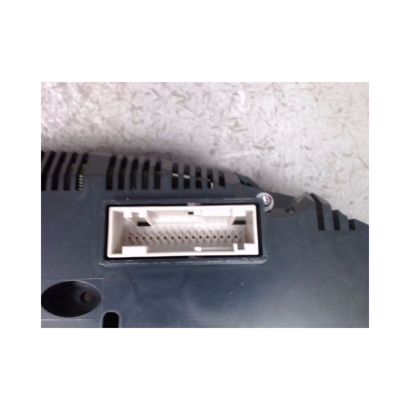 BLOC COMPTEURS AUDI A4 2008-