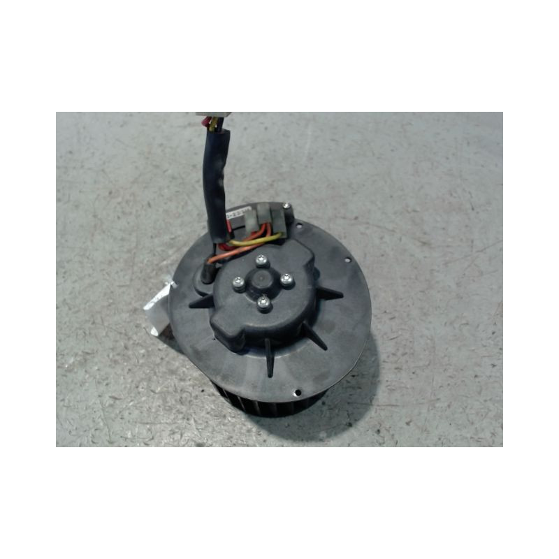 MOTEUR VENTILATEUR CHAUFFAGE DUE FIRST