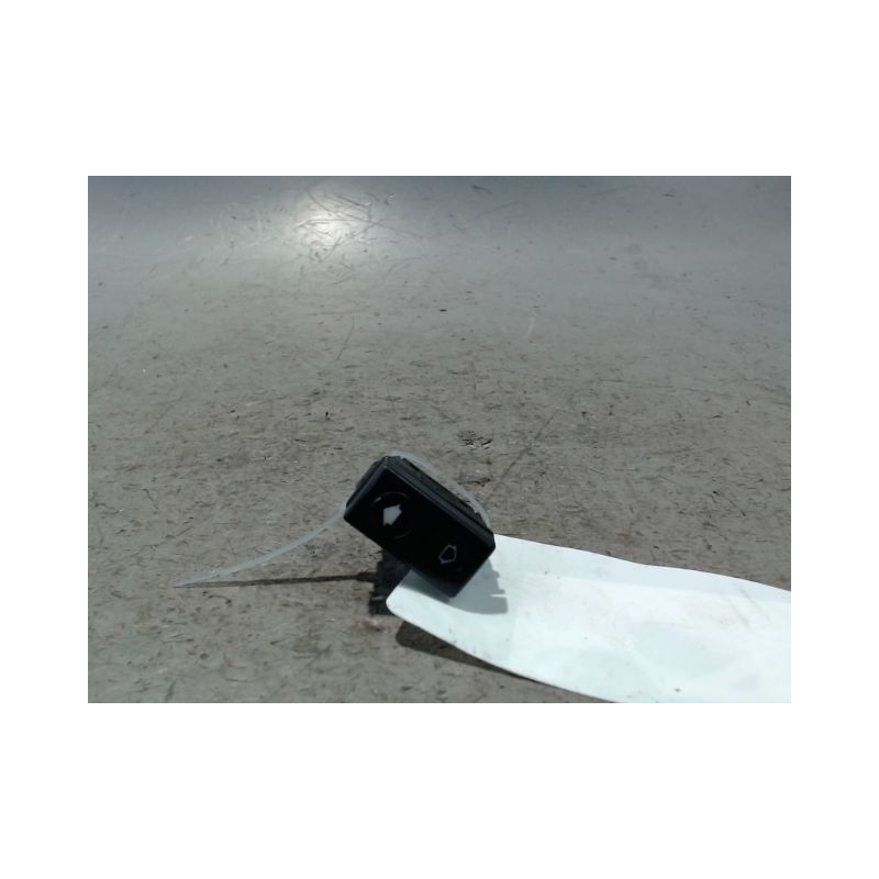 COMMANDE LEVE-GLACE PORTE AVD DUE FIRST