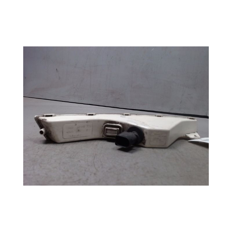CLIGNOTANT GAUCHE VOLKSWAGEN PASSAT 2005-