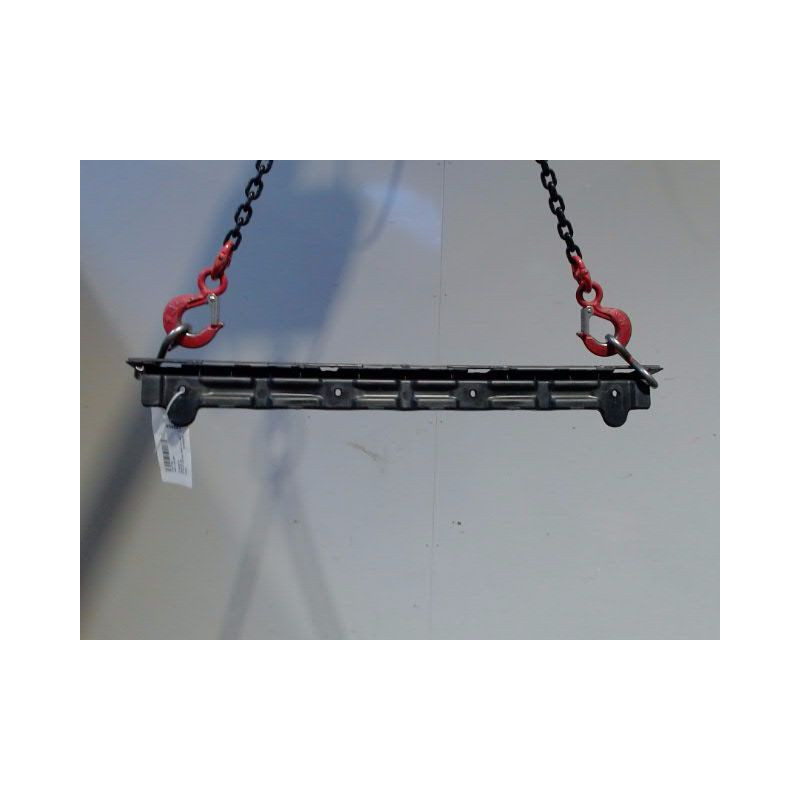 SUPPORT CENTRAL PARE-CHOC ARRIERE  FIAT 500 C 09-