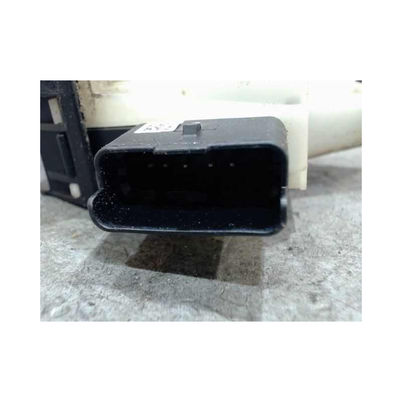 SYSTEME CONDAMNATION AVANT DROIT PEUGEOT 2008