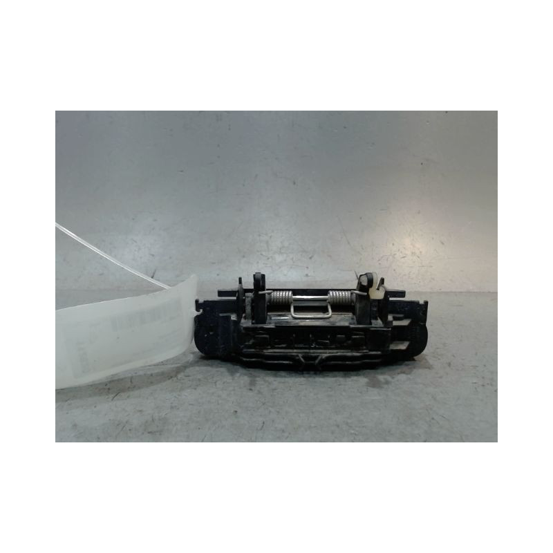 POIGNEE EXTERIEURE PORTE AVANT DROIT AUDI A4