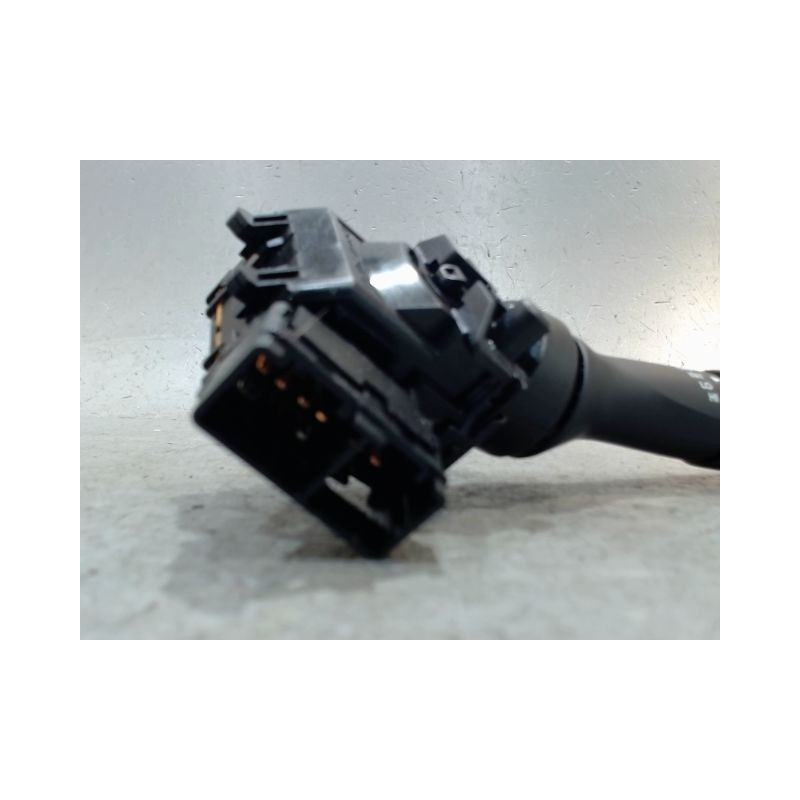 COMMANDE ESSUIE GLACE TOYOTA PRIUS