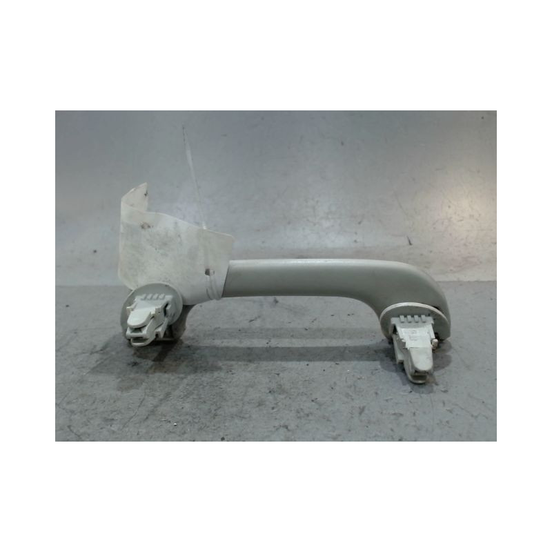 POIGNÉE DE MAINTIEN AVD NISSAN QASHQAI