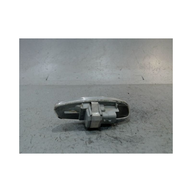 REPETITEUR RETROVISEUR GAUCHE CITROEN C4