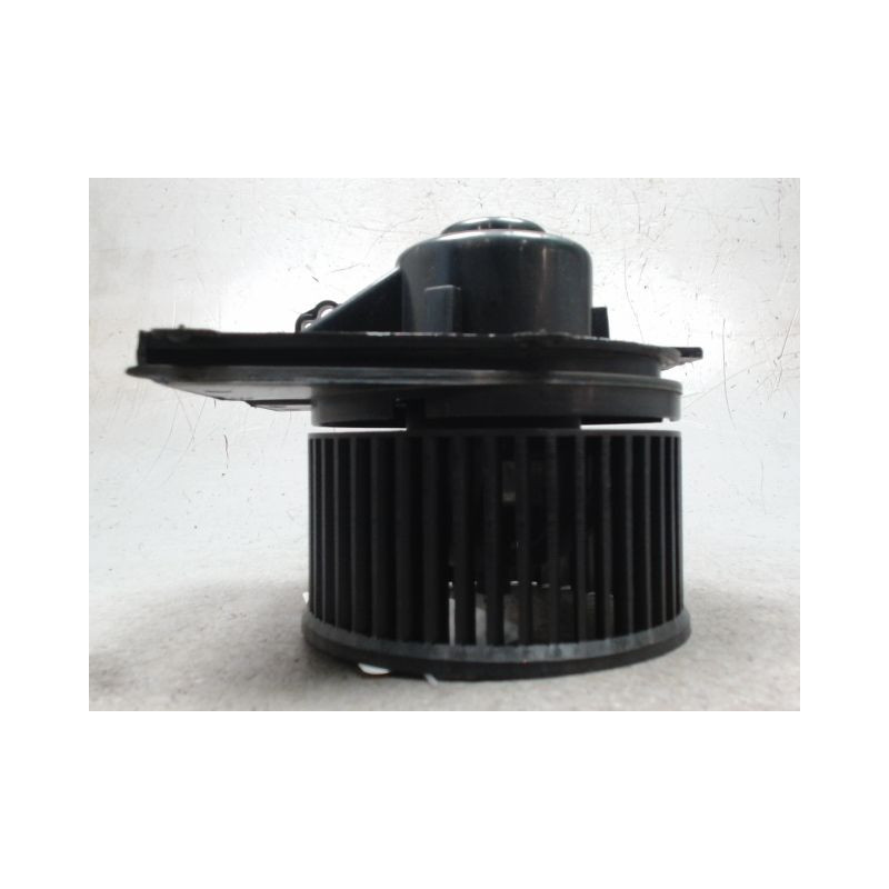 MOTEUR VENTILATEUR CHAUFFAGE VOLKSWAGEN GOLF IV 98-2004
