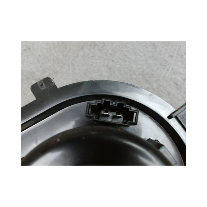 MOTEUR VENTILATEUR CHAUFFAGE VOLKSWAGEN GOLF IV 98-2004