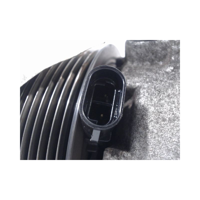 COMPRESSEUR AIR CONDITIONNE RENAULT MEGANE