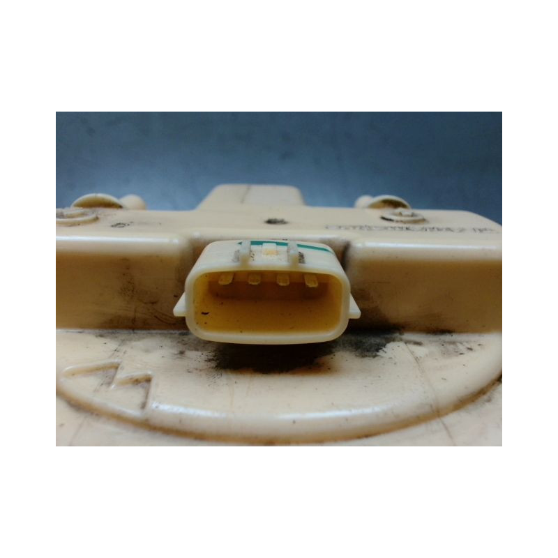 POMPE CARBURANT IMMERGEE RENAULT CLIO IV 2012-