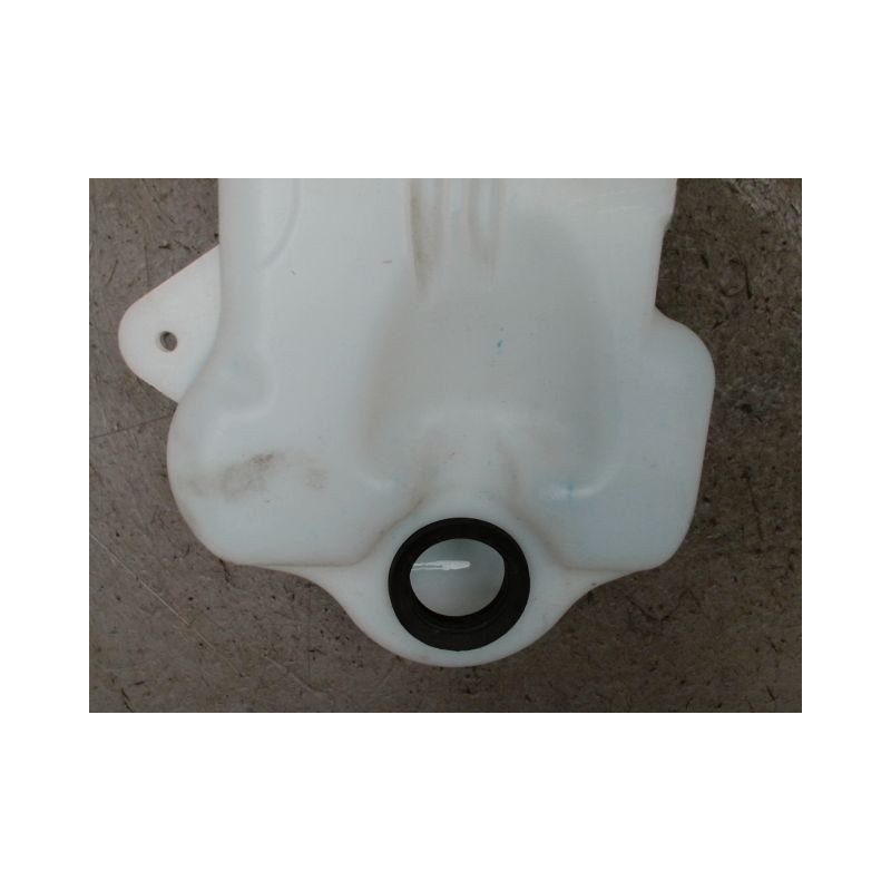 RESERVOIR LAVE-GLACE AVANT FORD FIESTA