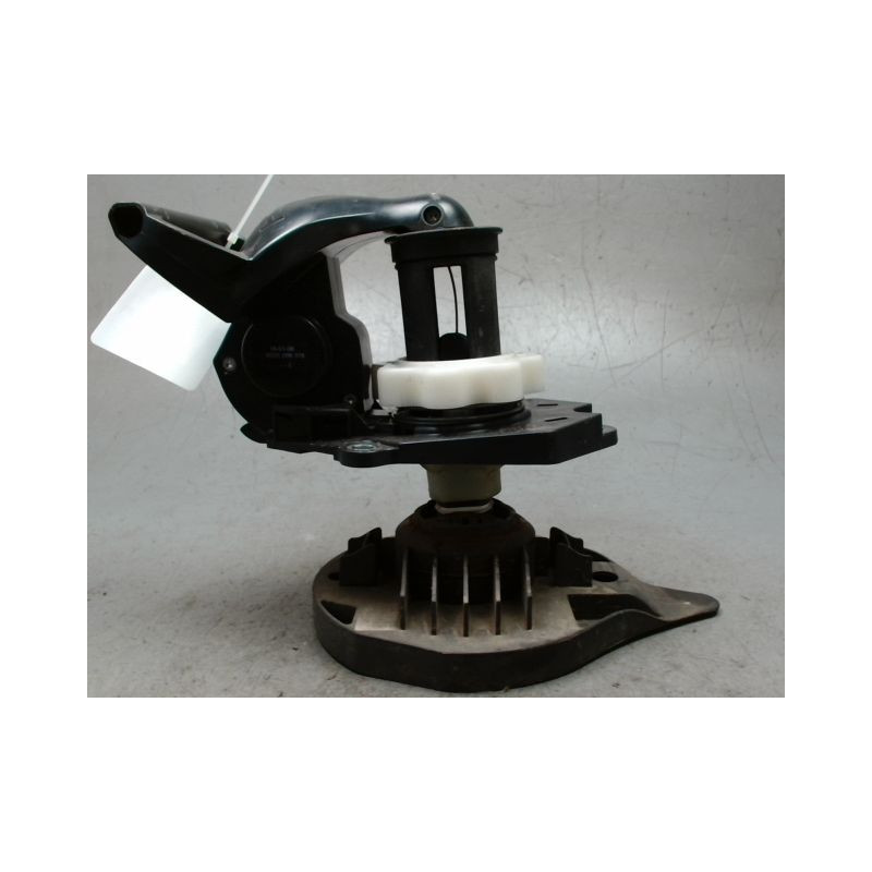 TREUIL DE ROUE DE SECOURS RENAULT CLIO III 2005-