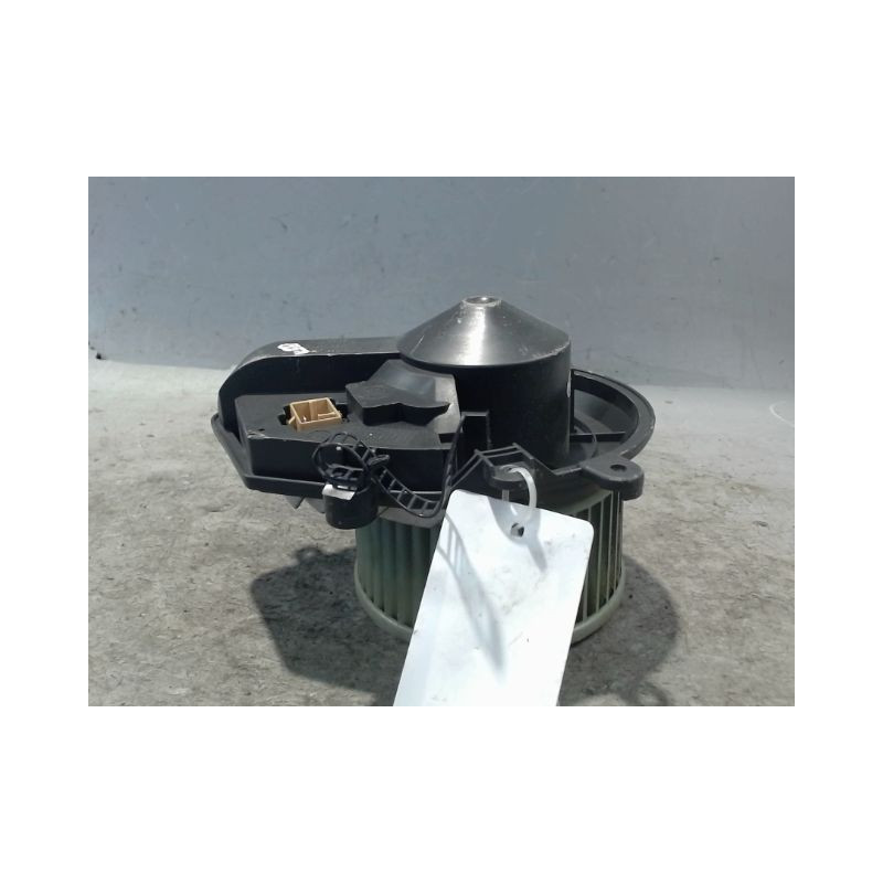 MOTEUR VENTILATEUR CHAUFFAGE VOLKSWAGEN PASSAT BREAK 97-2000