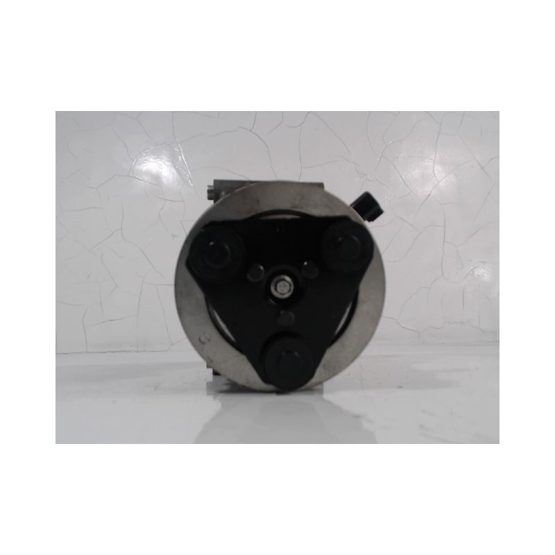 COMPRESSEUR AIR CONDITIONNE FORD FIESTA 2010-