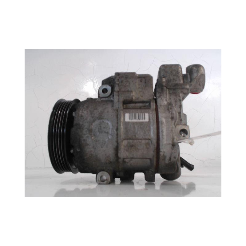 COMPRESSEUR AIR CONDITIONNE MERCEDES CLASSE A 2001 -