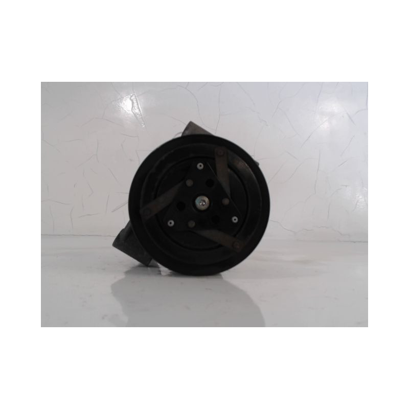 COMPRESSEUR AIR CONDITIONNE NISSAN ALMERA TINO 2003-