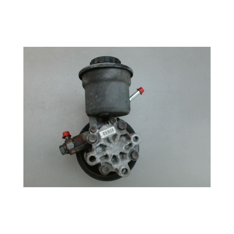 POMPE DIRECTION ASSISTEE TOYOTA YARIS