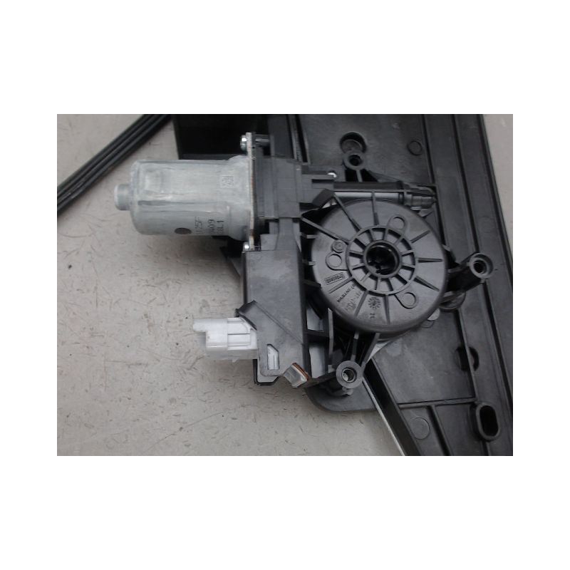 MECANISME LEVE-GLACE AVANT GAUCHE PEUGEOT 2008