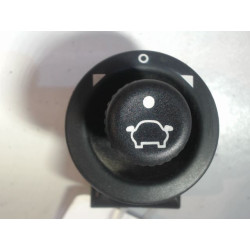 COMMANDE RETROVISSEUR EXT ELECTRIQUE