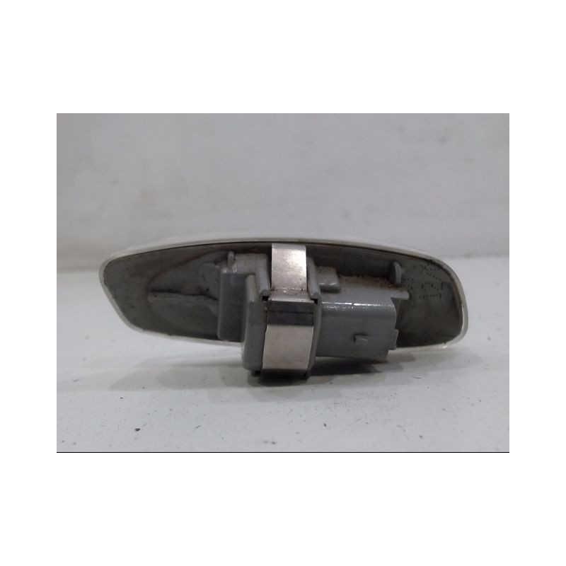 REPETITEUR AILE DROIT CITROEN C4